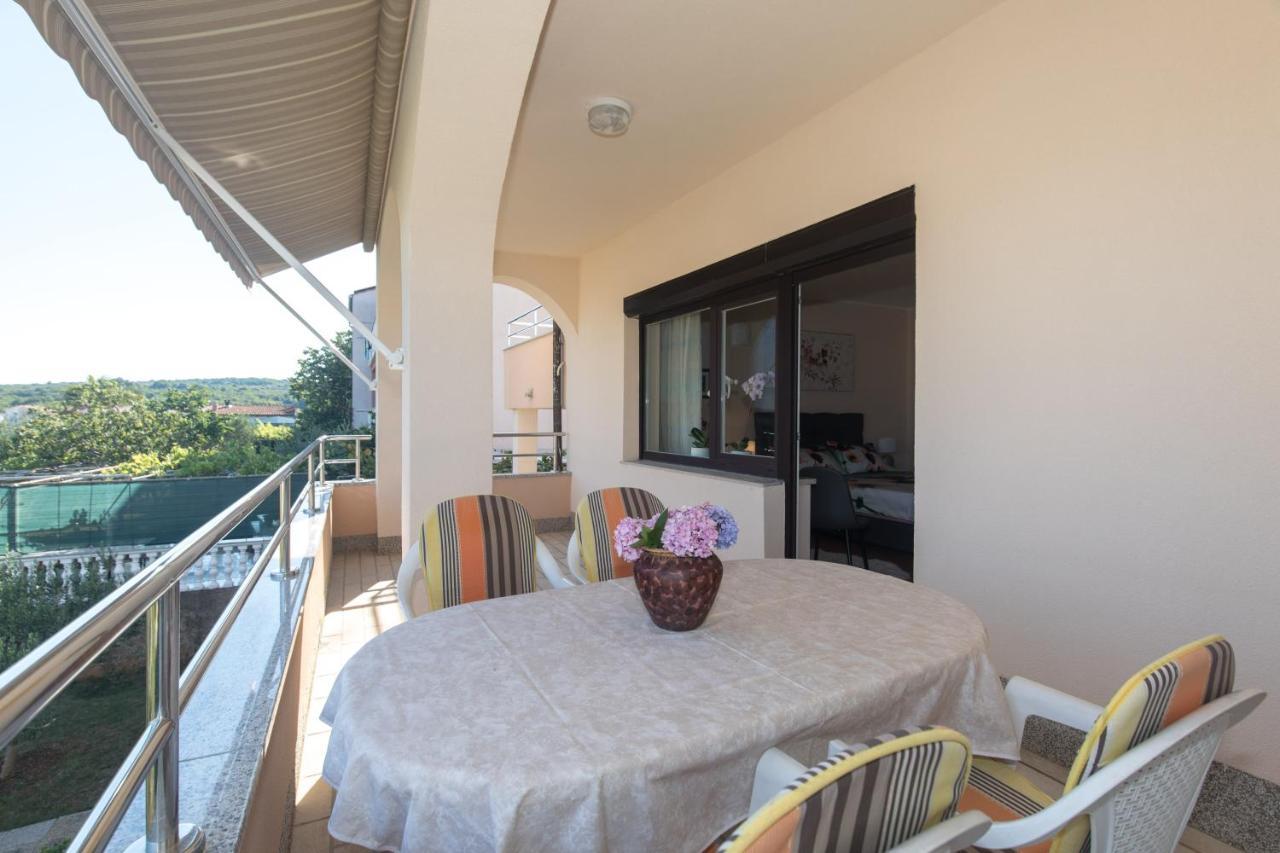 Apartmani Paradiso Krk Town Luaran gambar