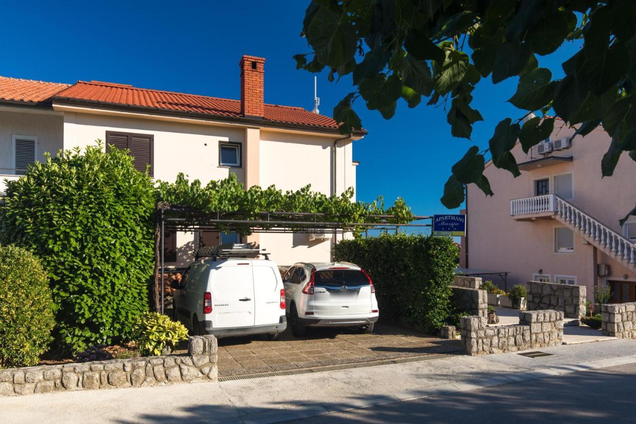 Apartmani Paradiso Krk Town Luaran gambar