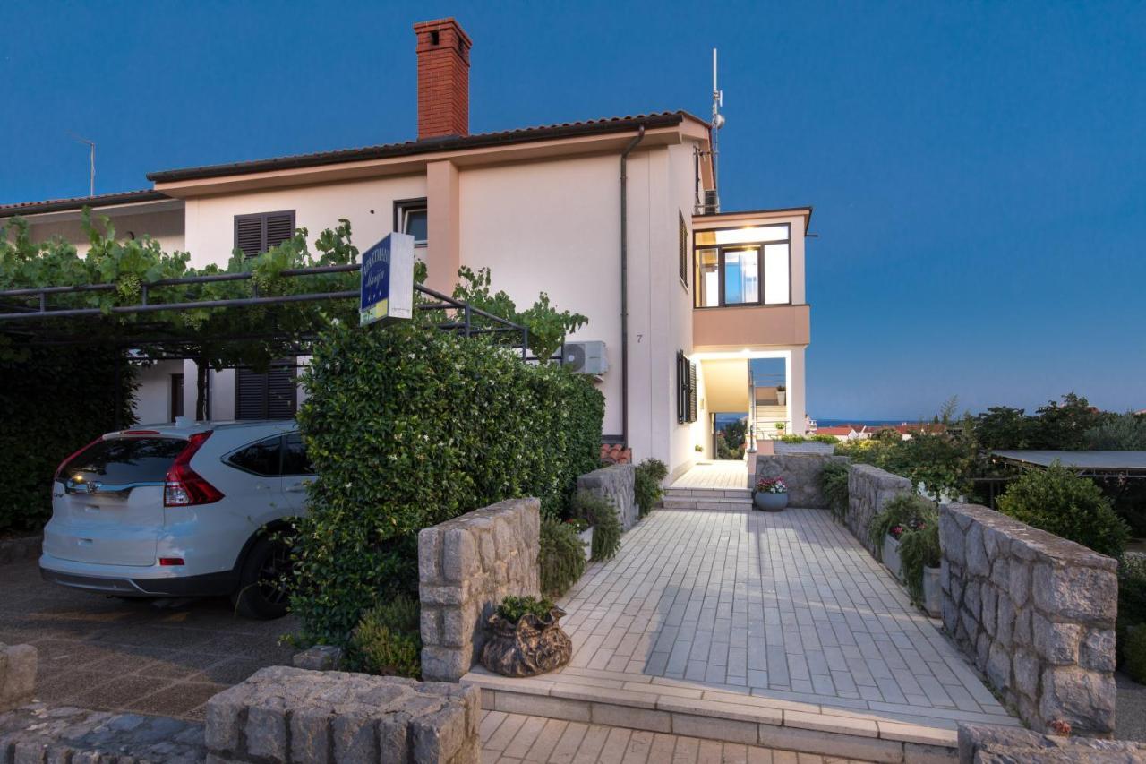 Apartmani Paradiso Krk Town Luaran gambar