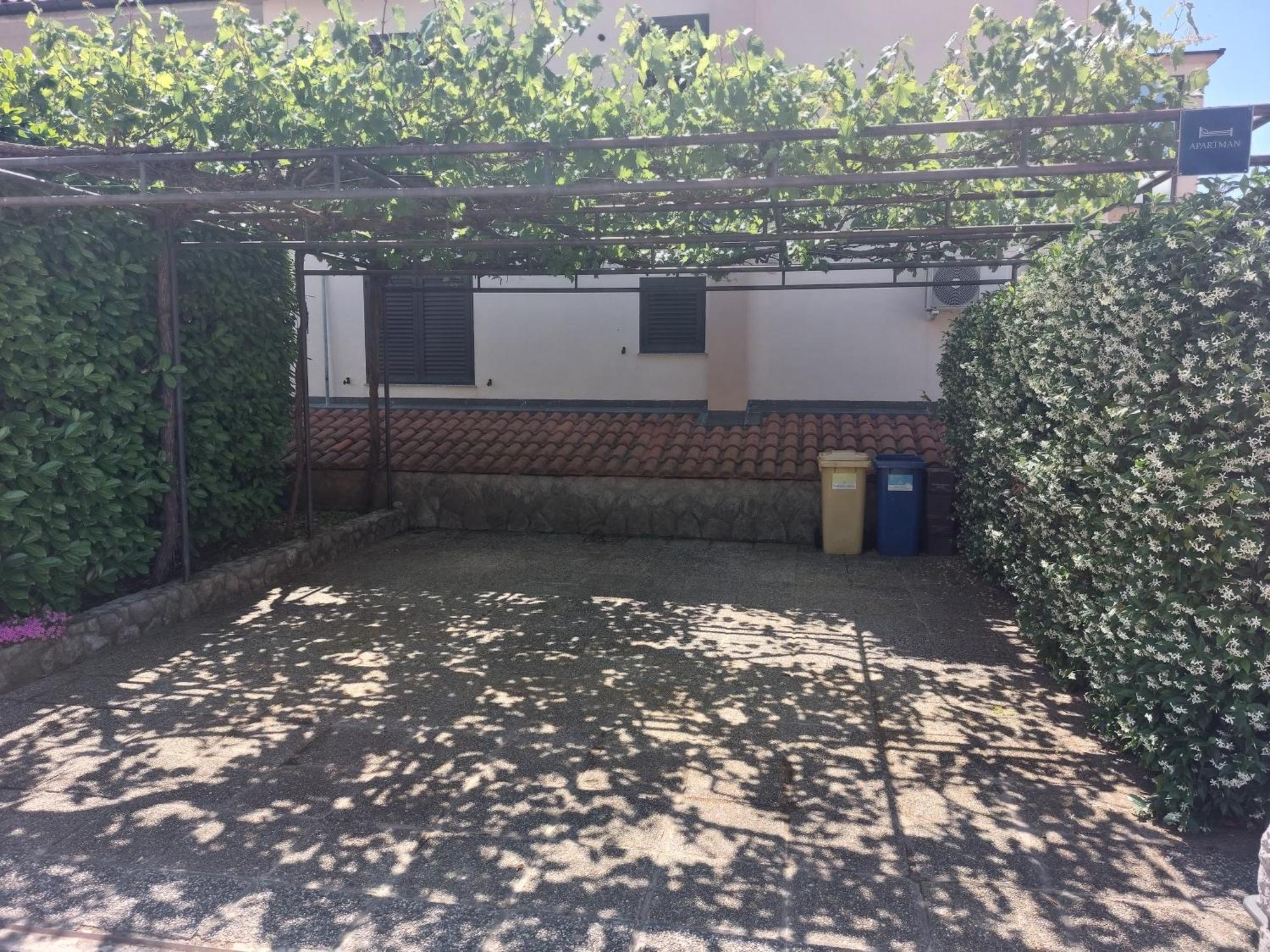 Apartmani Paradiso Krk Town Luaran gambar